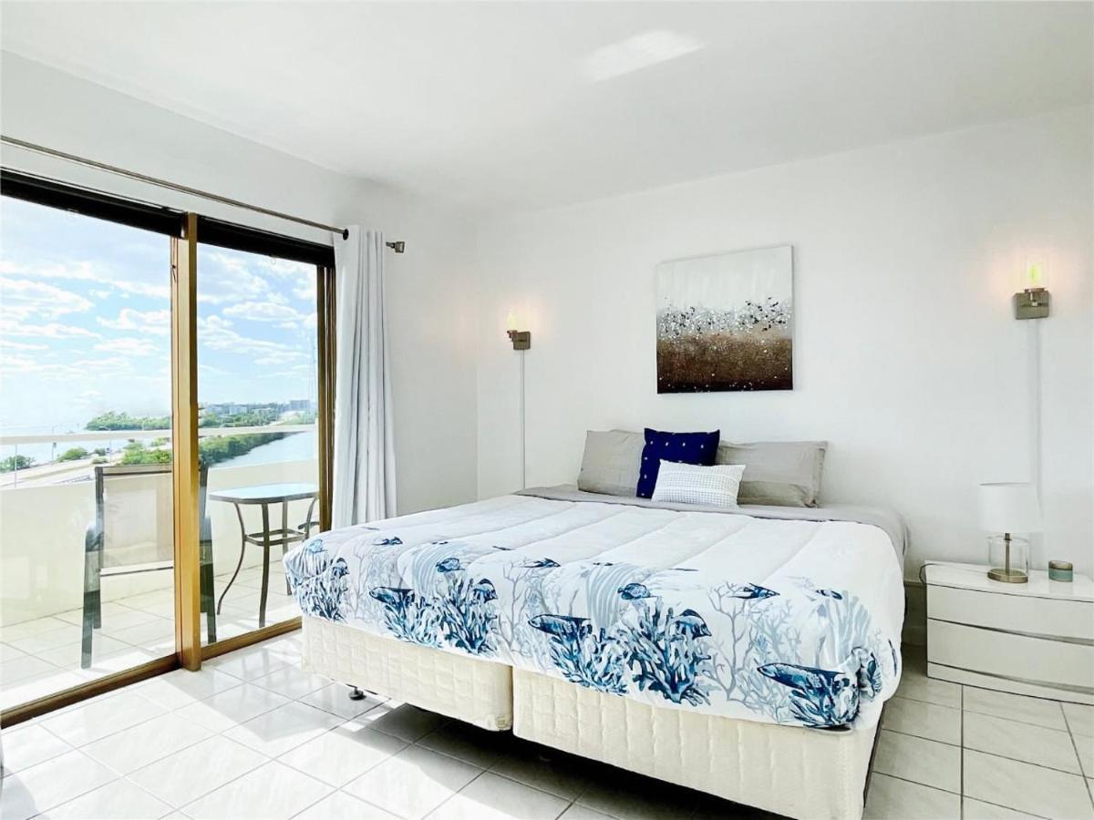 Bayfront Apartment Breathtaking Views- One Bedroom W Balcony- Living Room -Free Parking Miami Beach Exterior foto